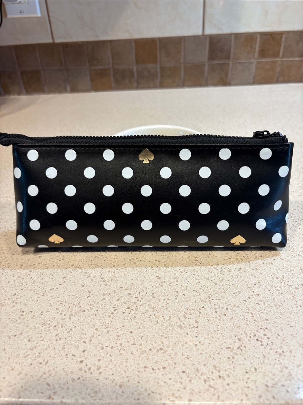 kate spade NWT black & white polka dot pen with matching pouch - Picture 4 of 8